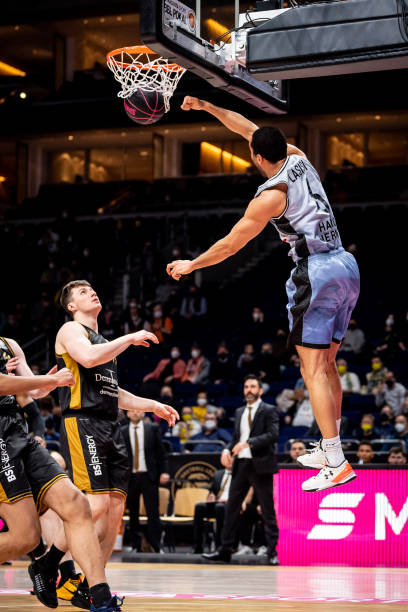 等同于低估 等同于低估