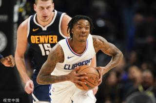 在社交媒体 在社交媒体